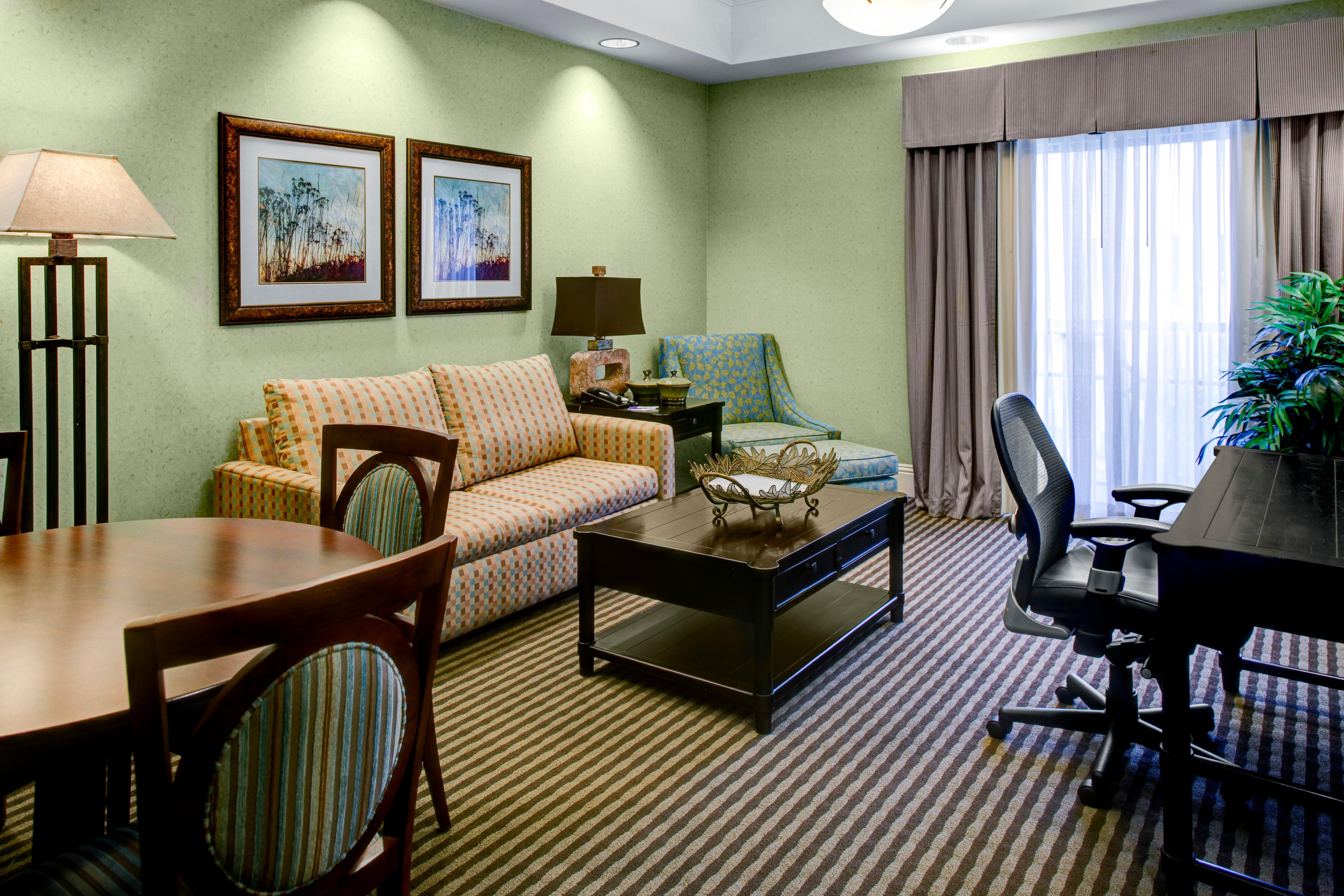Holiday Inn Express Hotel & Suites Atlanta Buckhead By Ihg Εξωτερικό φωτογραφία