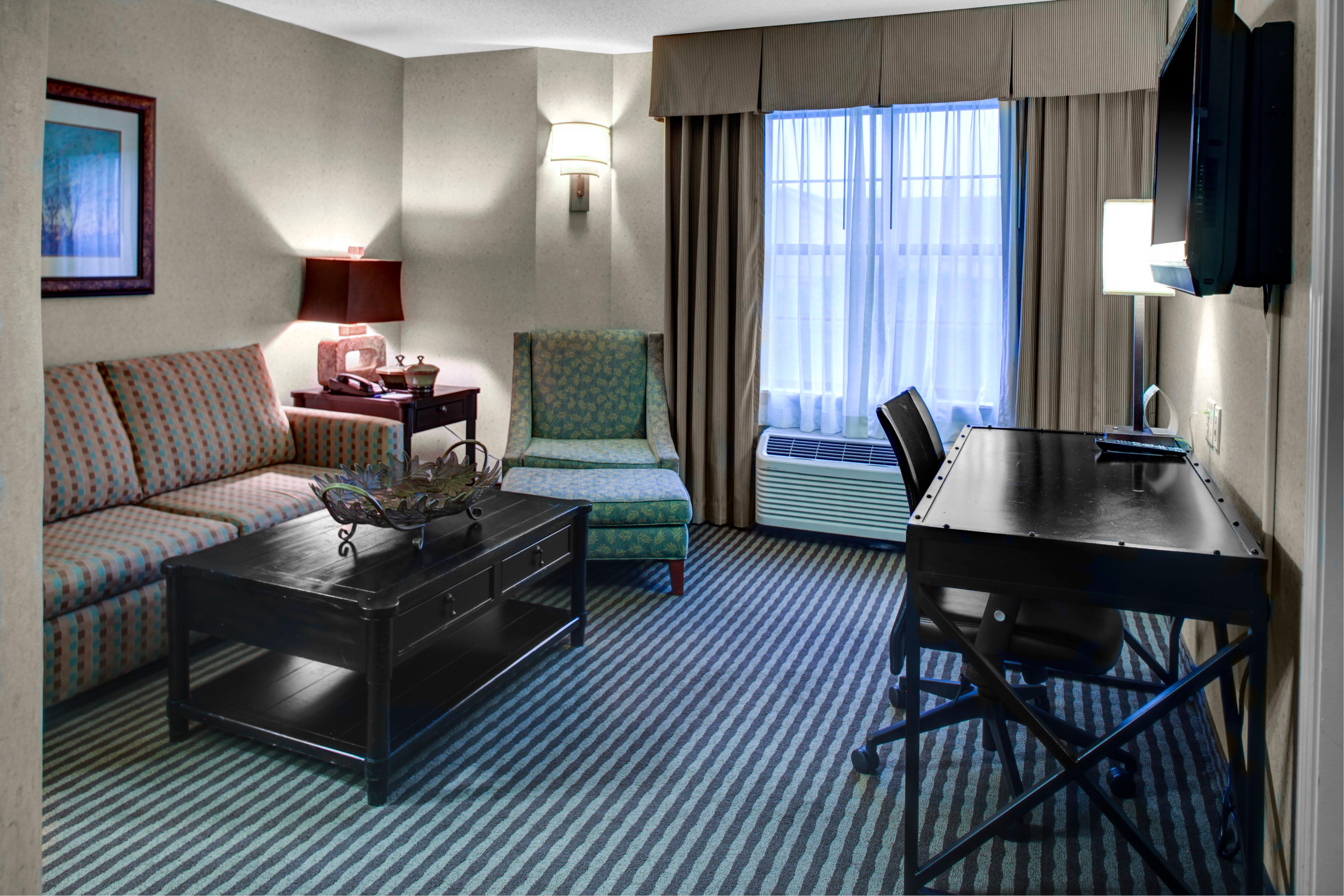 Holiday Inn Express Hotel & Suites Atlanta Buckhead By Ihg Εξωτερικό φωτογραφία