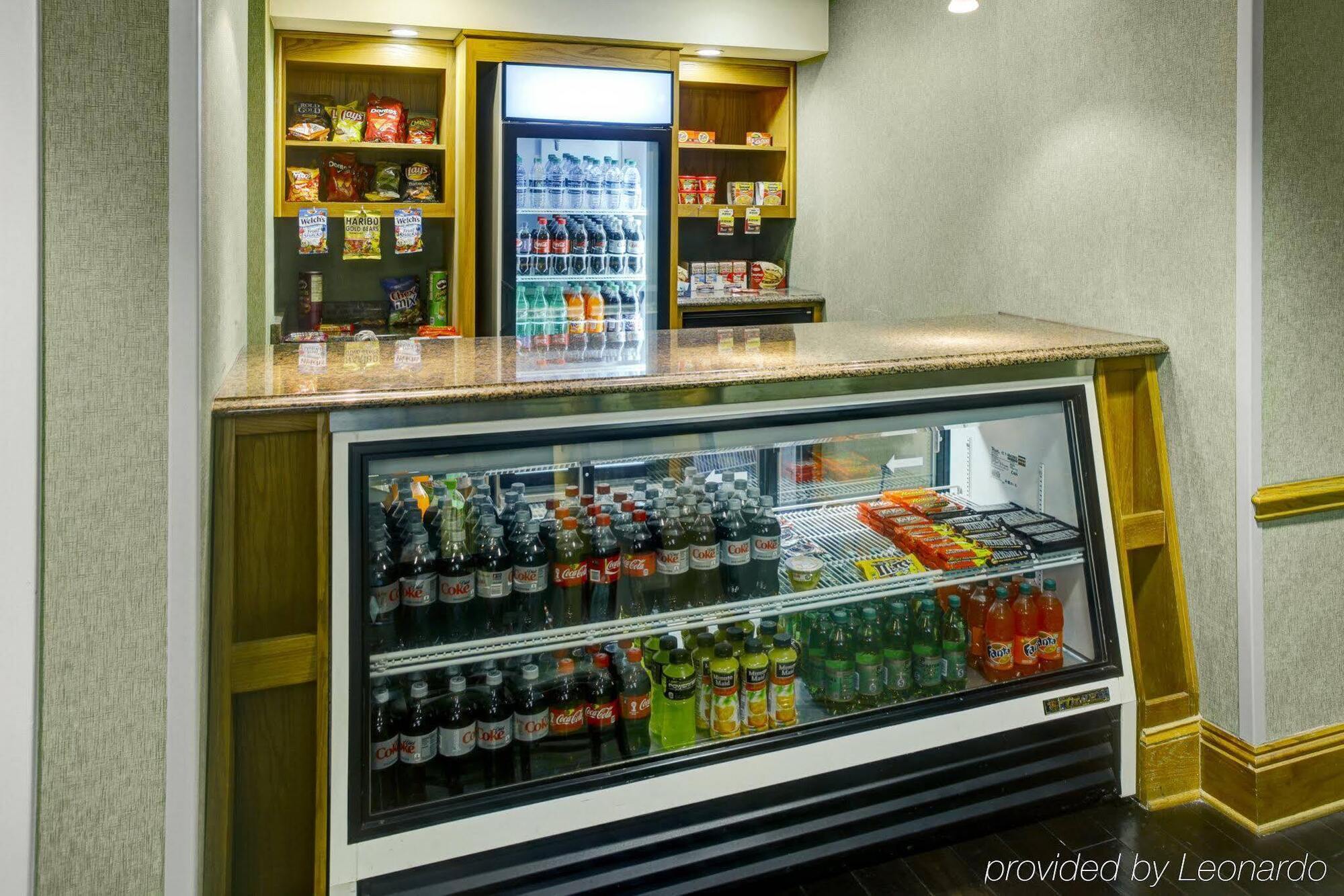 Holiday Inn Express Hotel & Suites Atlanta Buckhead By Ihg Εξωτερικό φωτογραφία
